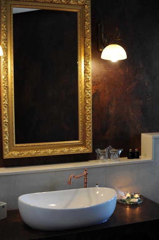 Silver & Gold Luxury Guest house