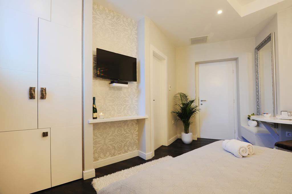 Silver & Gold Luxury Guest house 4*