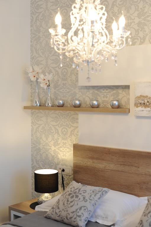 Silver & Gold Luxury